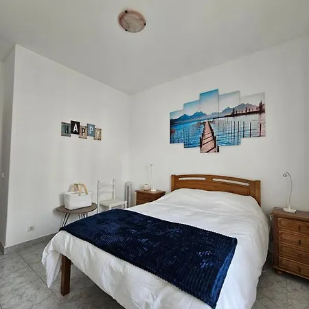 2 Bedroom T2 In Portugal 아파트 라고스